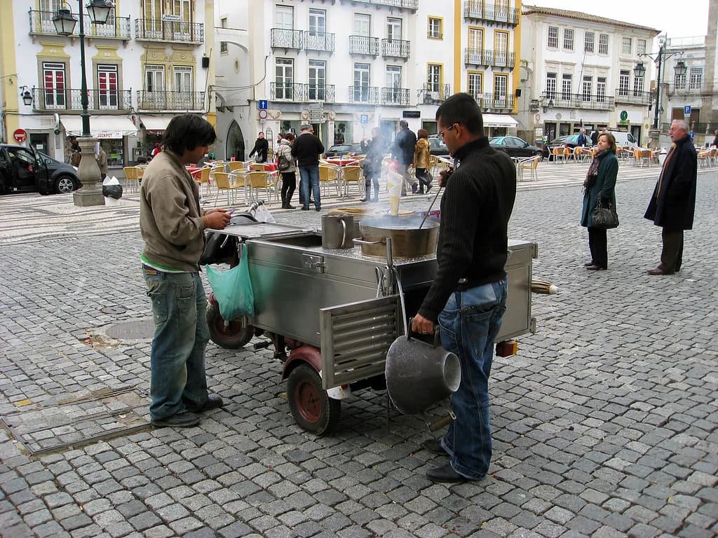 Where to Eat in Évora: Restaurants Worth Booking