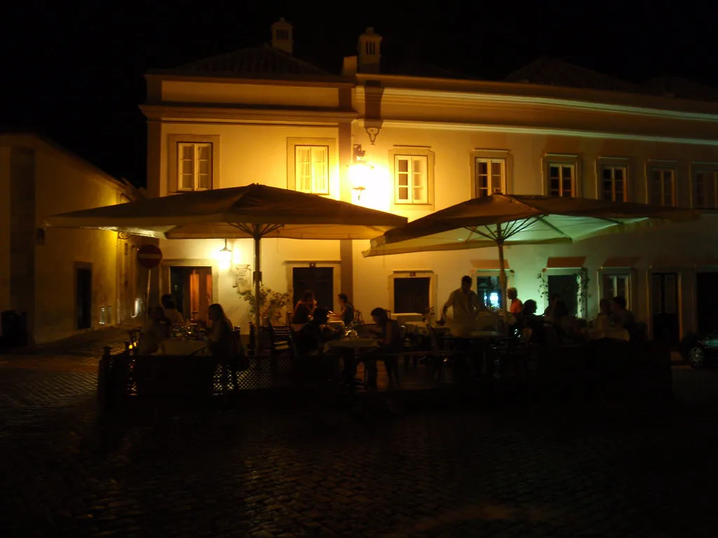 Faro Breakfast: Cafés and Bakeries for a Morning in the City