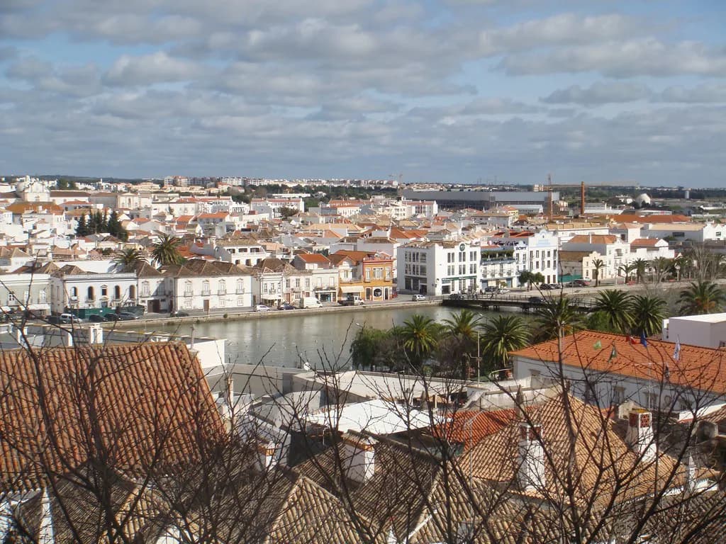 Brunch in Tavira: Cafés, Portuguese Breakfast and What to Order