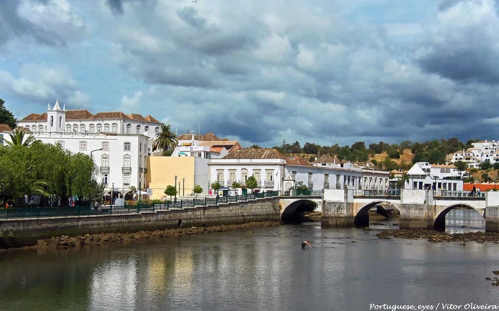 Tavira Cafés: Where to Stop for Coffee and a Light Lunch