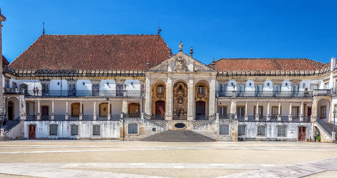 Torre da Universidade de Coimbra: Visiting the University Tower
