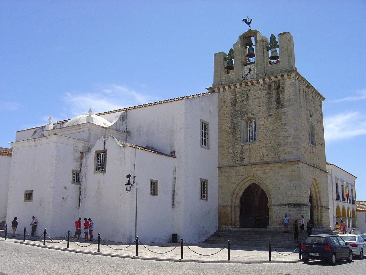 Faro Municipal Market: What's Inside and When to Go