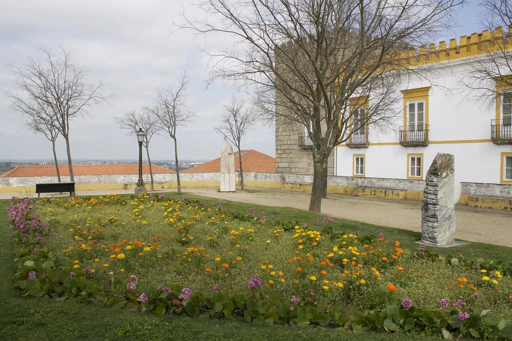 How Many Days in Évora? One, Two or Three Days