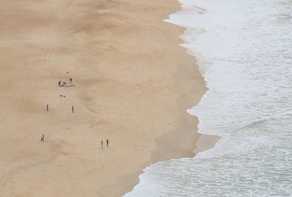 Lisbon to Nazaré: Train, Bus or Car for a Short Break