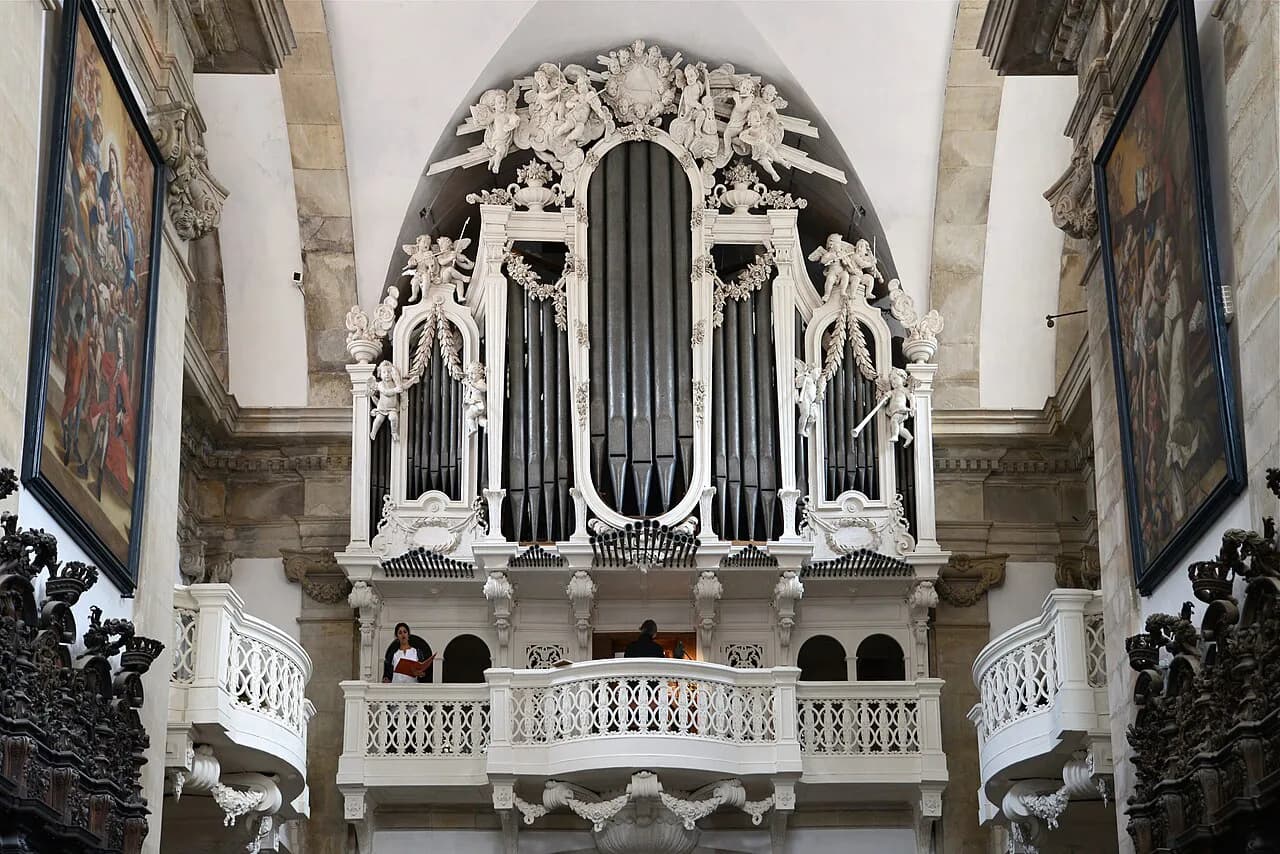 Lorvão Monastery: Visiting the Convent Near Coimbra