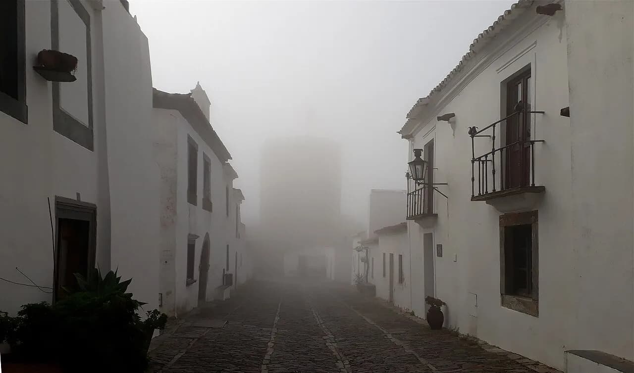 Monsaraz: A Short Break Guide to the Walled Village Above the Alqueva