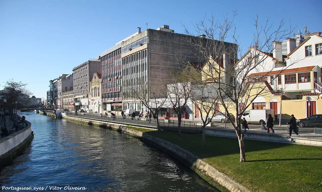 One Day in Aveiro: A Realistic Walking Itinerary