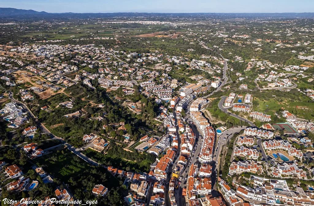 Carvoeiro Shops: What to Buy and Where to Browse