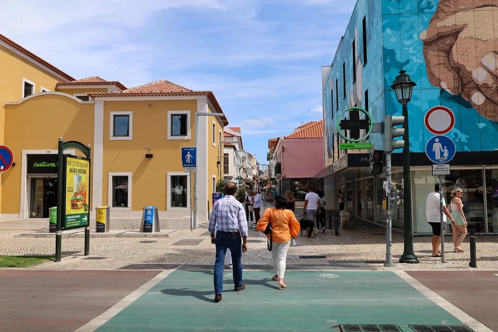 Shopping in Cascais: Shops, Malls and Local Crafts