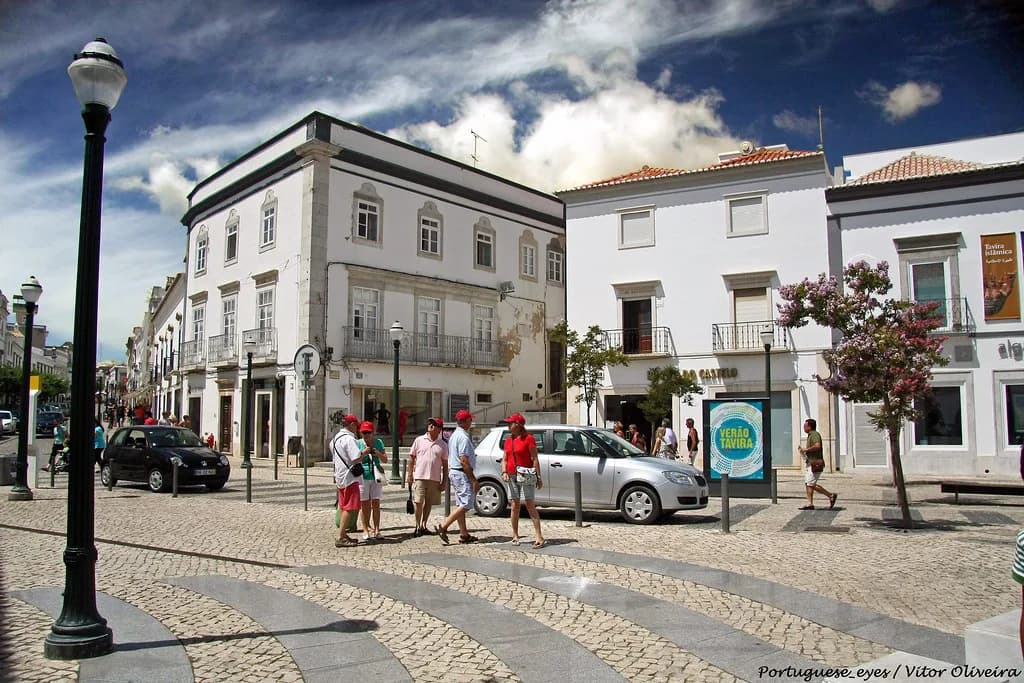 Tavira Market: Municipal Hall, Fish and the Flea Market