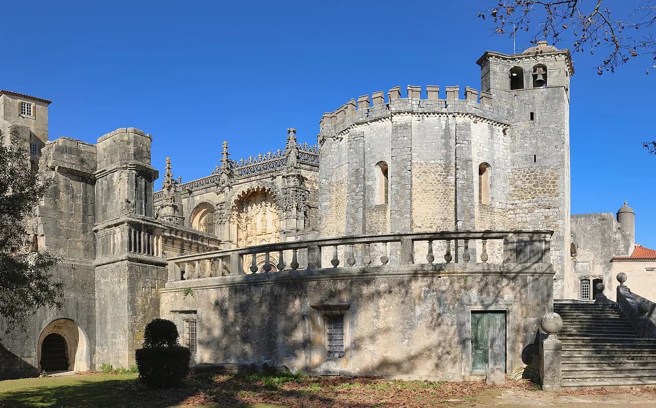 Knights Templar in Portugal: Tomar, Almourol and the Order of Christ
