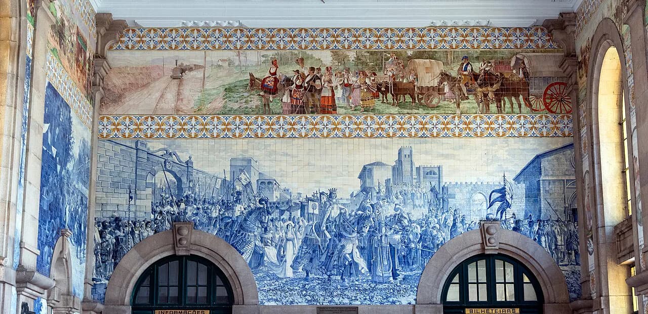 São Bento Station, Porto: The Azulejo Panels and What They Show