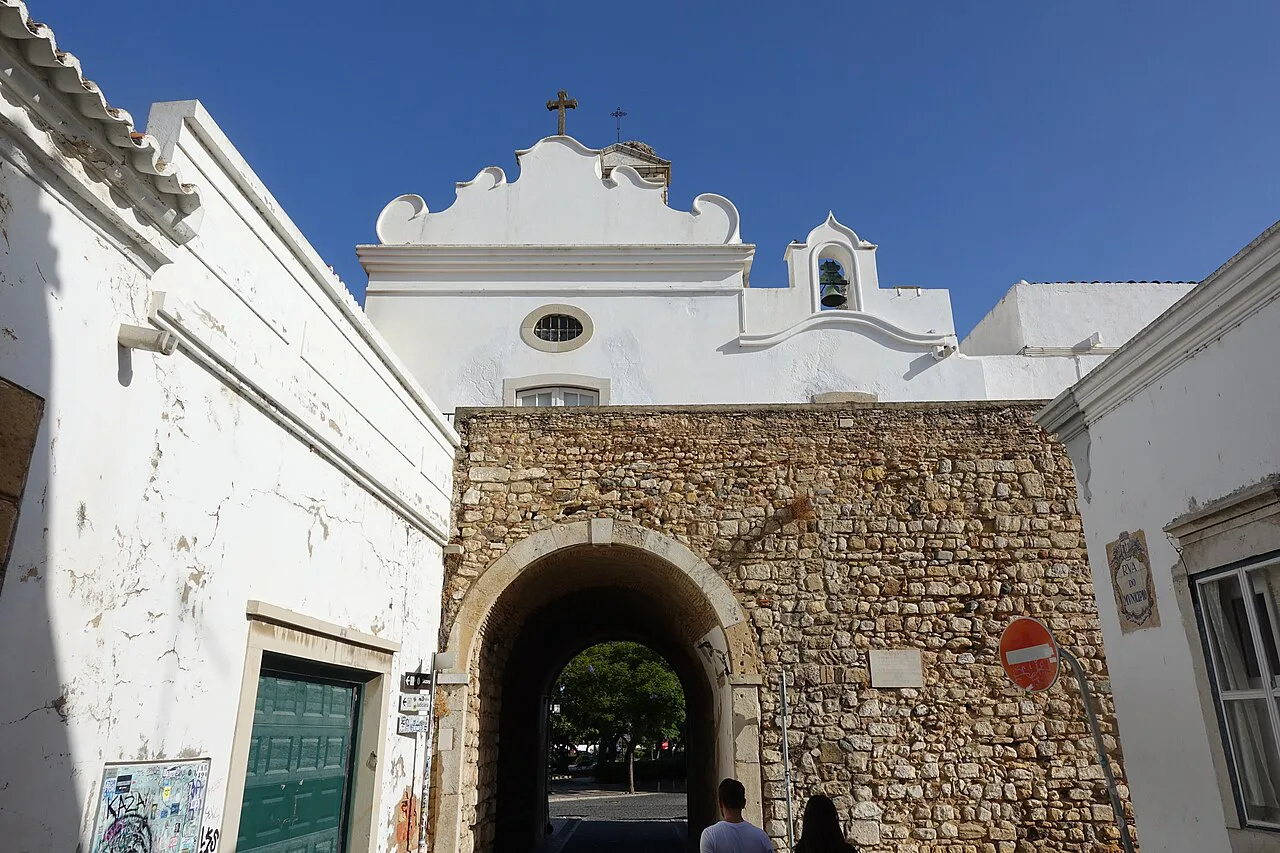 The stone gateway passage of the Arco da Vila in Faro.