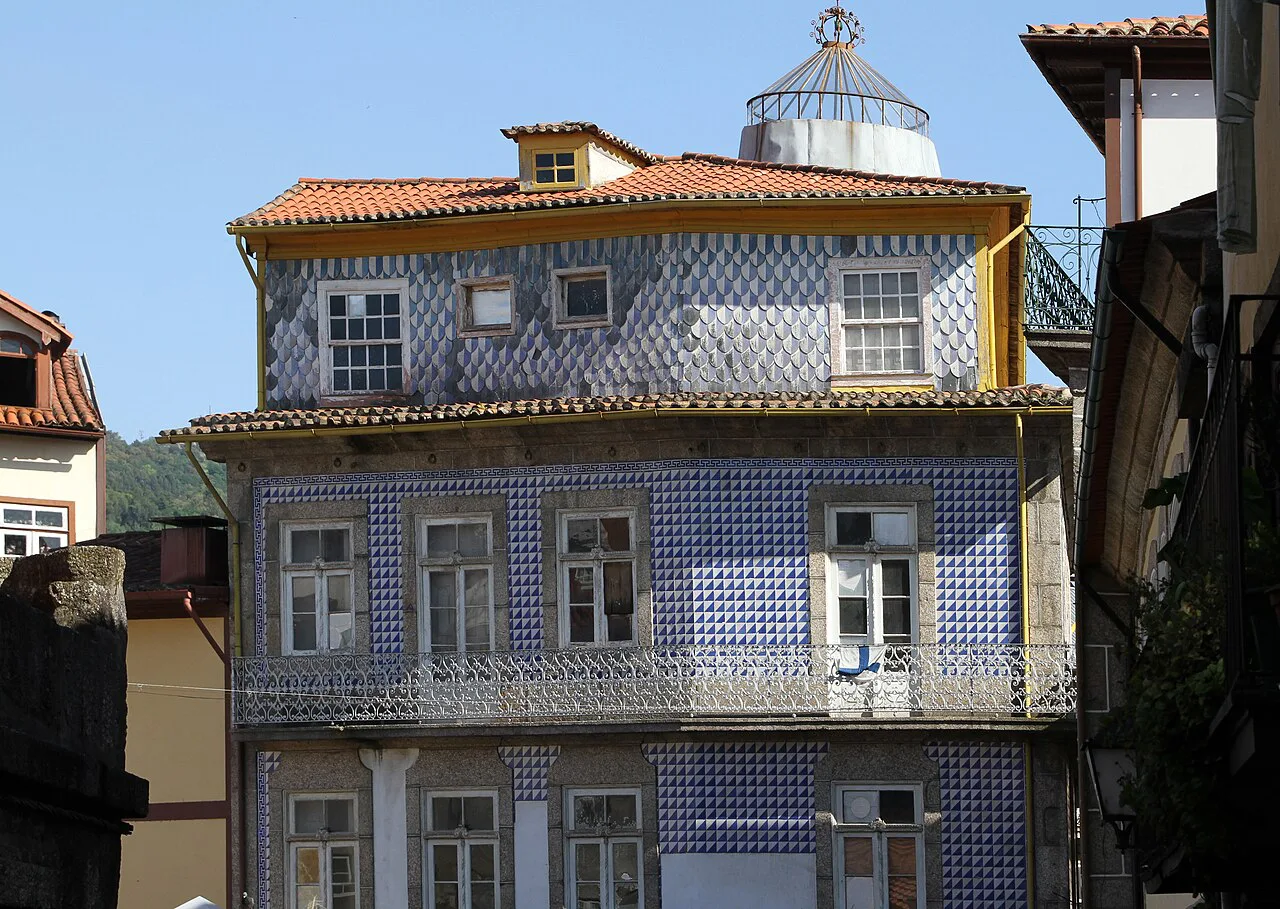 A house clad in blue-and-white azulejos in Guimarães.