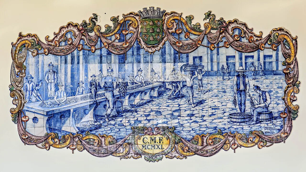 Azulejo panel at the Mercado dos Lavradores in Funchal showing the Mercado de São Pedro.
