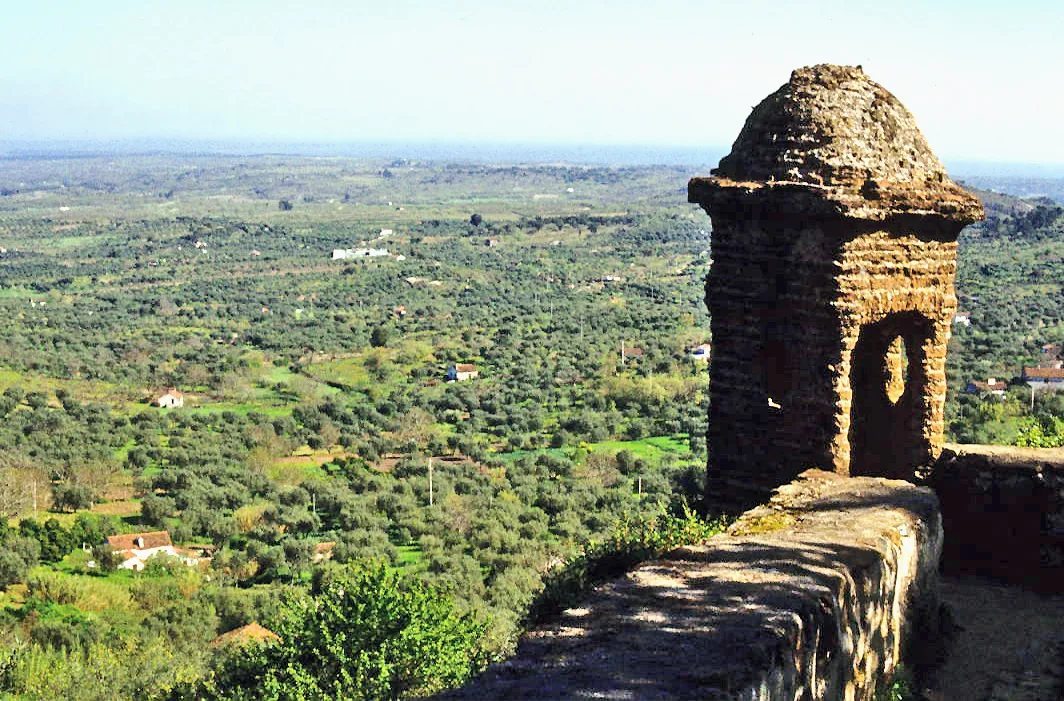 A bartizan of Castelo de Vide castle overlooking the surrounding Alentejo countryside.