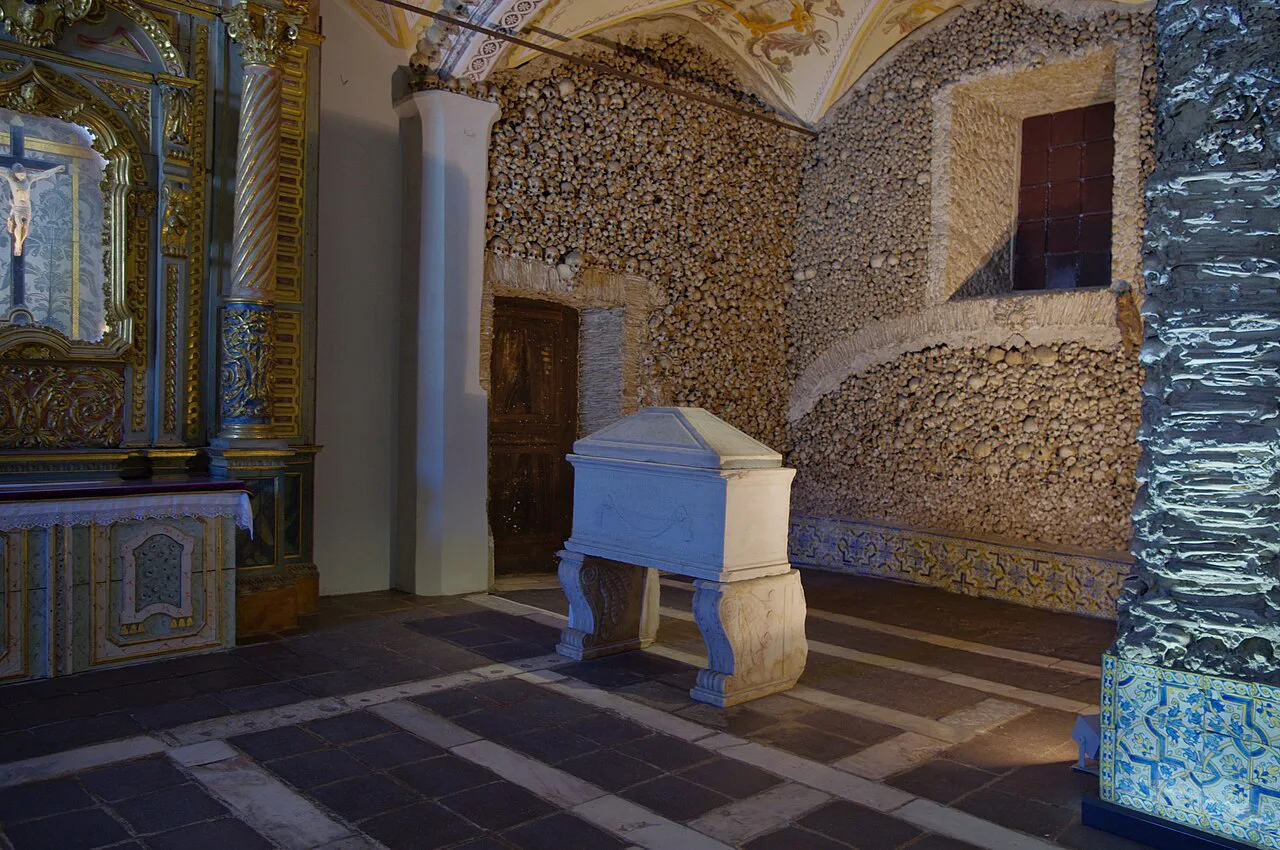 Bone-lined walls inside the Capela dos Ossos in Évora.