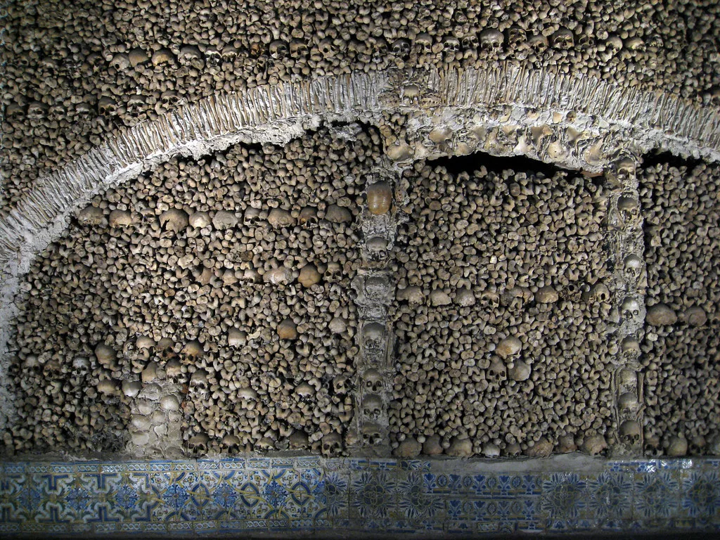Walls lined with bones inside a chapel in Évora.