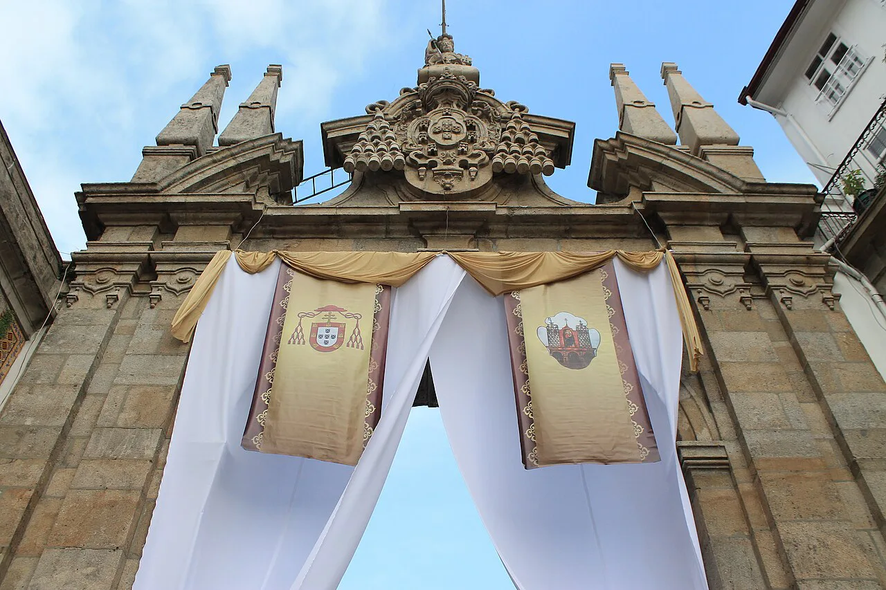 The Arco da Porta Nova in Braga.