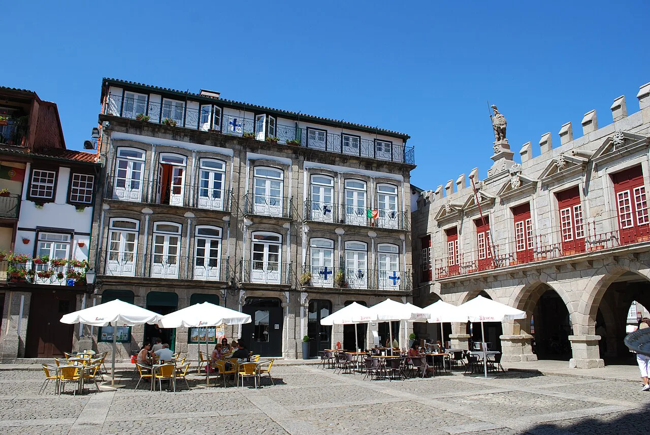 Largo da Oliveira in the historic centre of Guimarães.