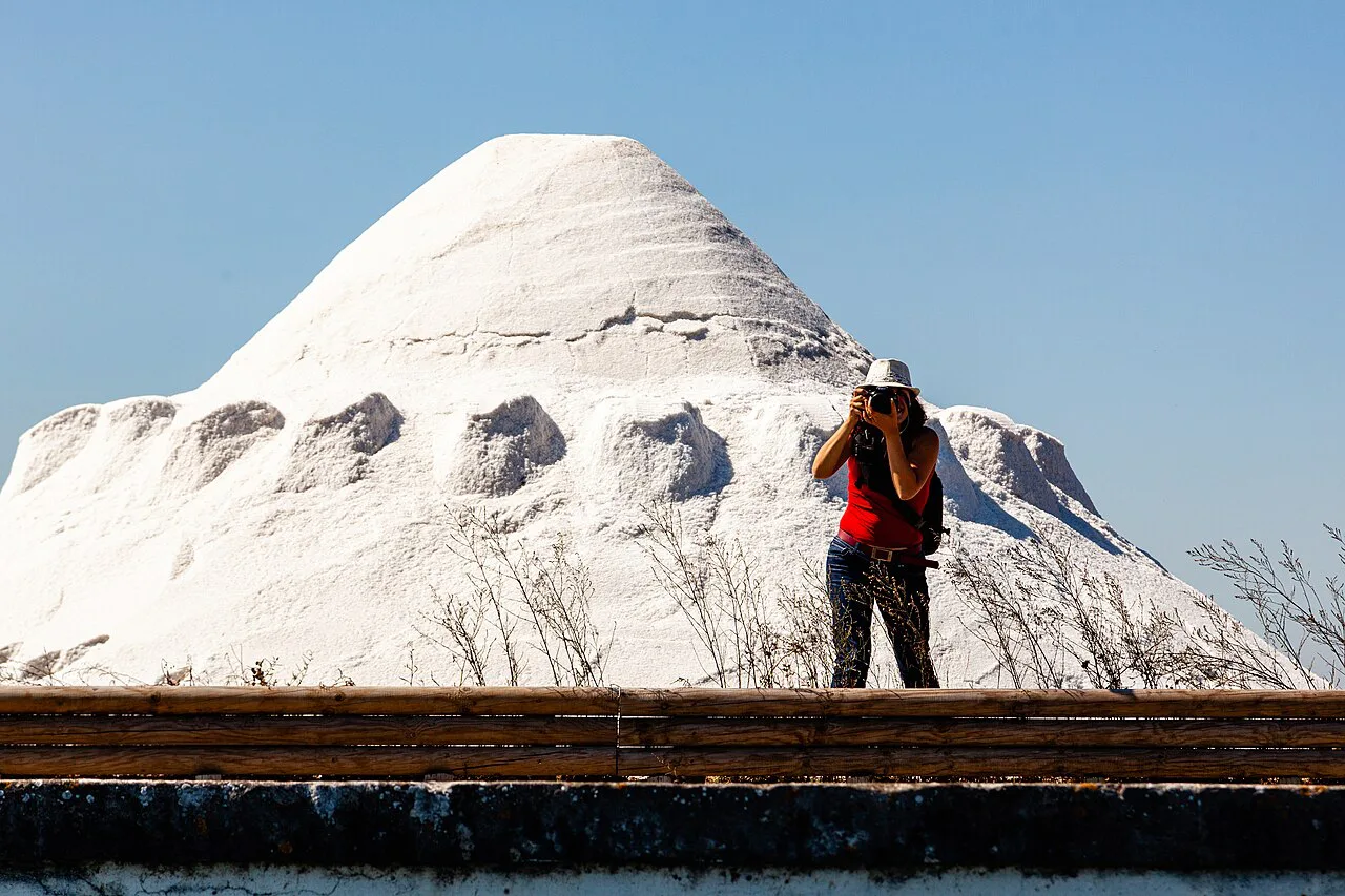 A large heap of sea salt at a saltworks in Aveiro.