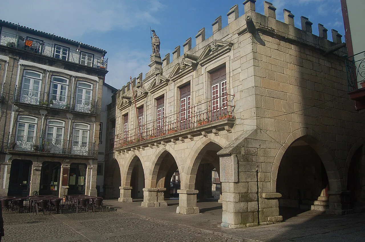 The arcaded old town hall on the Largo da Oliveira in Guimarães.