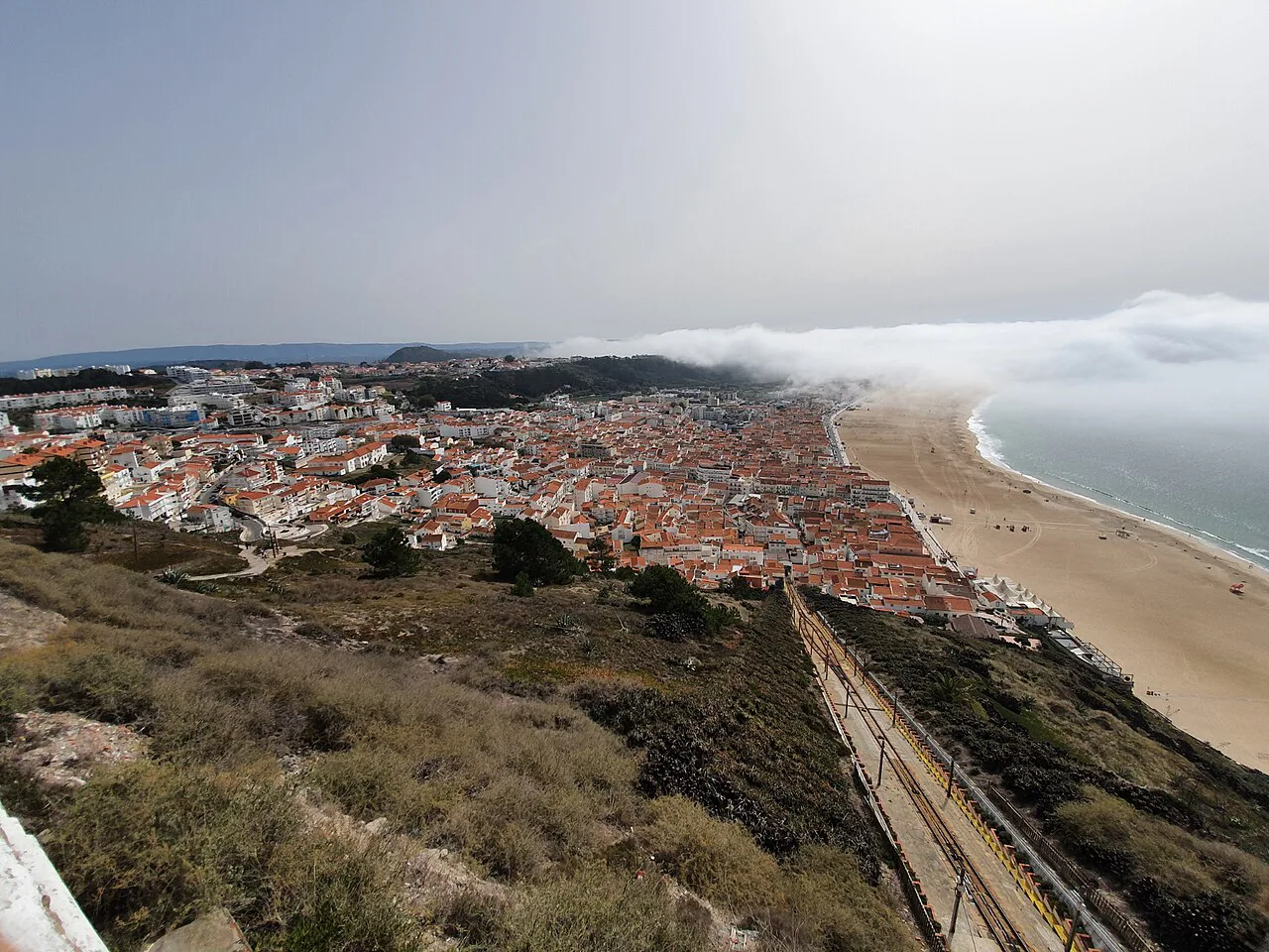 Nazaré and its beach seen from the Miradouro do Suberco.