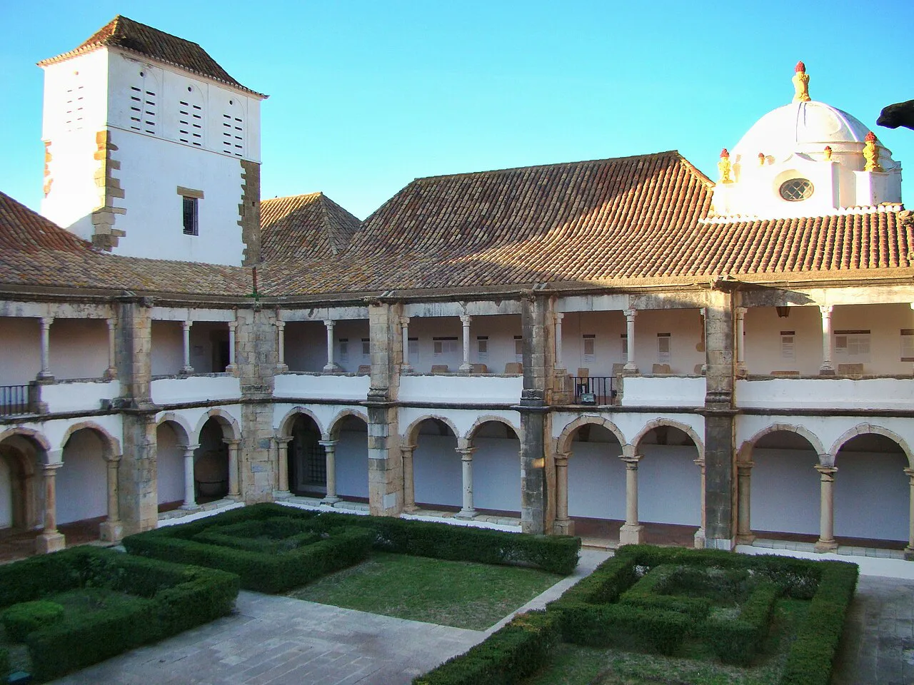 The cloister of the former Convent of Nossa Senhora da Assunção in Faro.