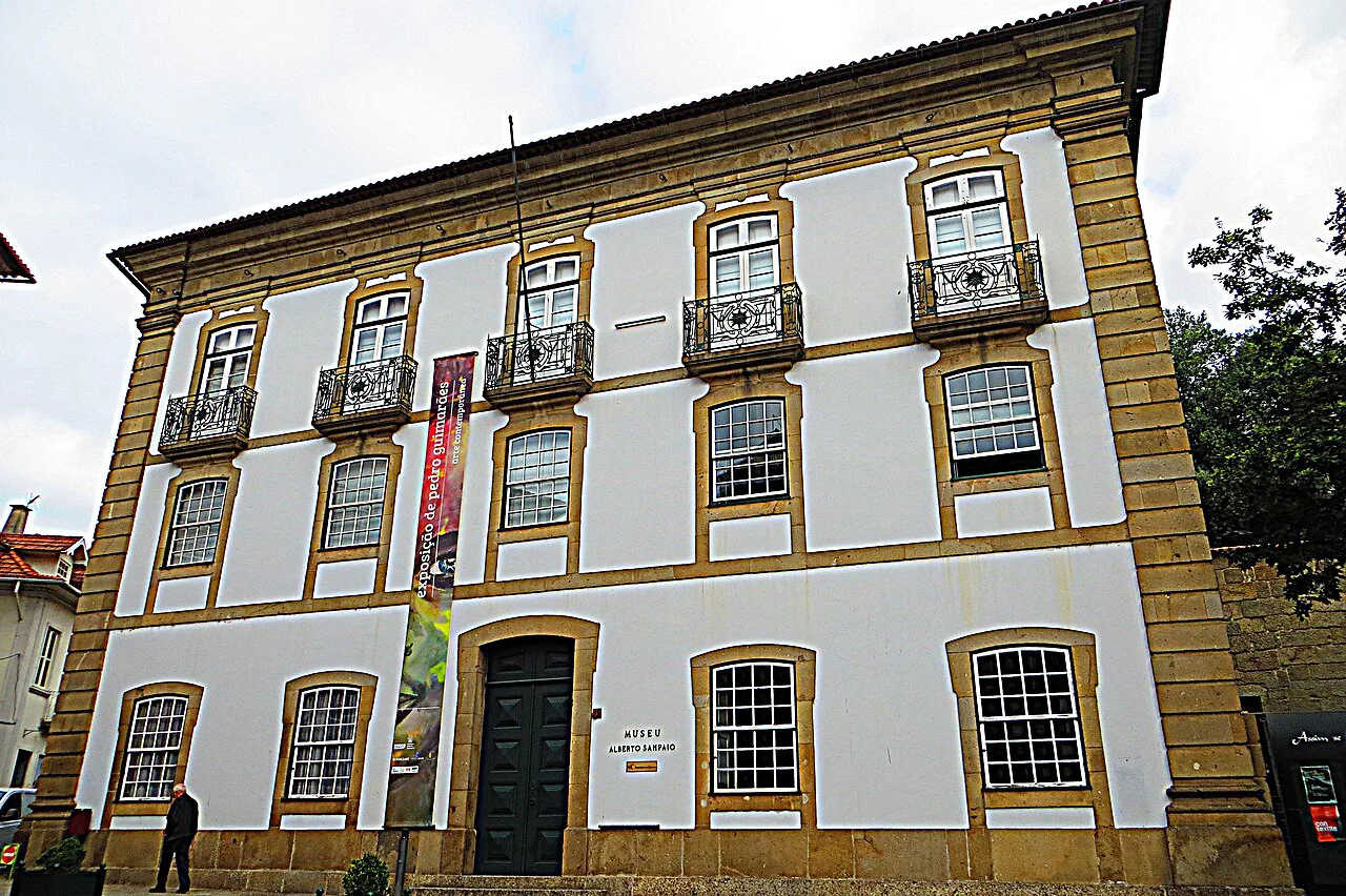 The exterior of the Alberto Sampaio Museum in Guimarães.