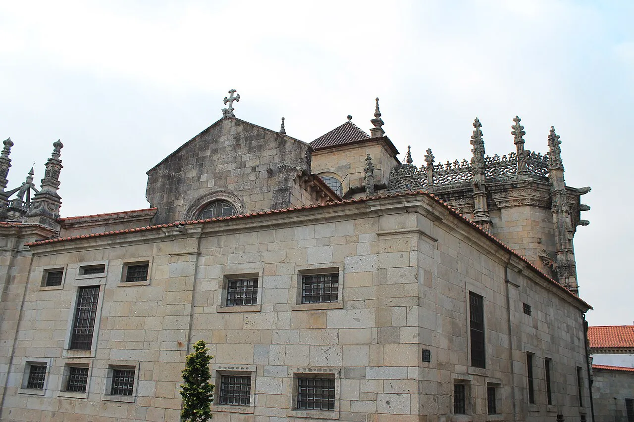 The exterior of Braga Cathedral, the Sé de Braga.
