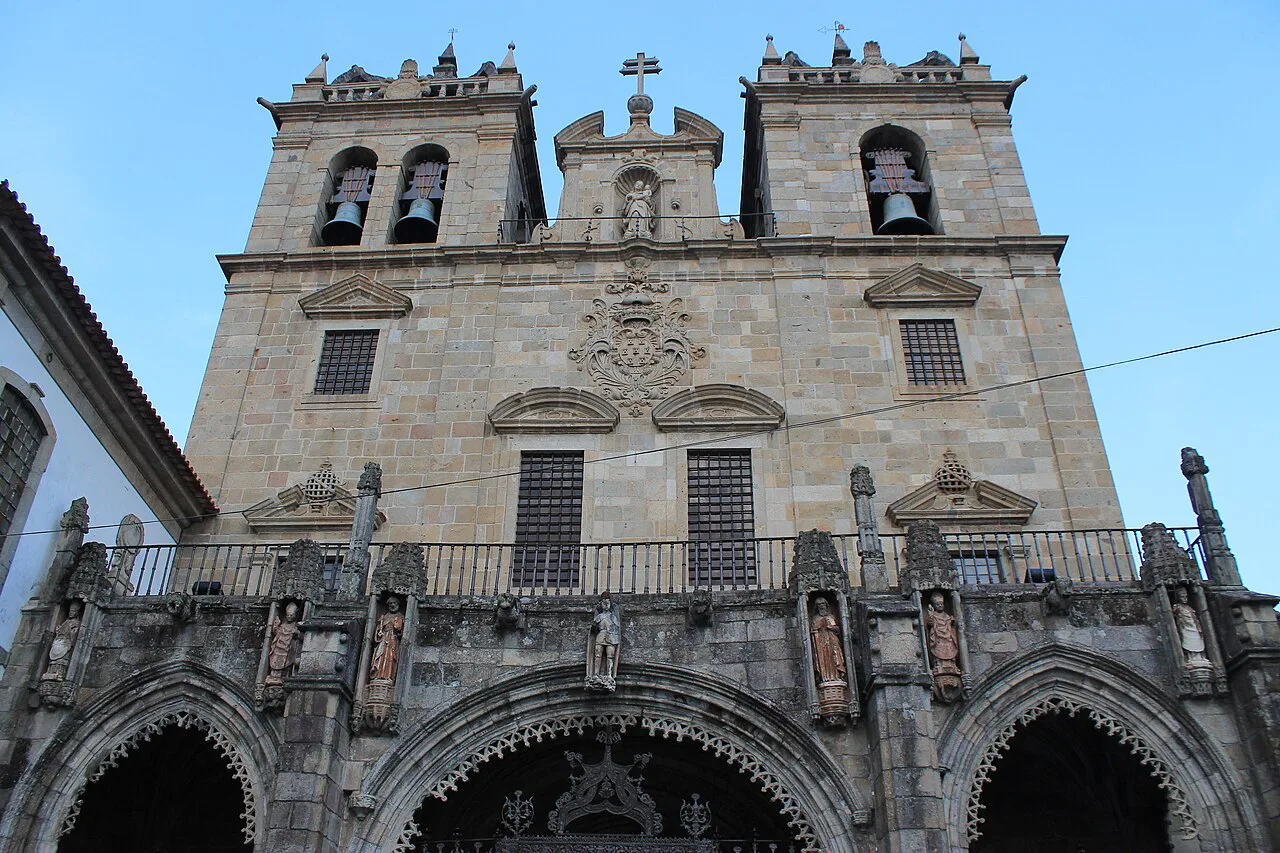 The main façade of Braga Cathedral, the Sé de Braga.