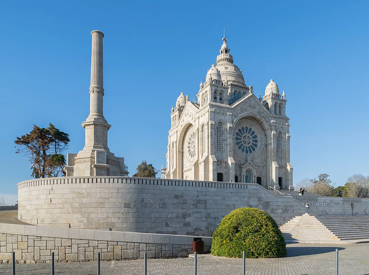 The Santuário de Santa Luzia on Monte de Santa Luzia above Viana do Castelo.