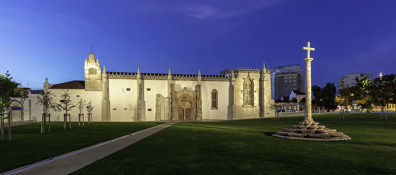 The Monastery of Jesus in Setúbal at dusk.