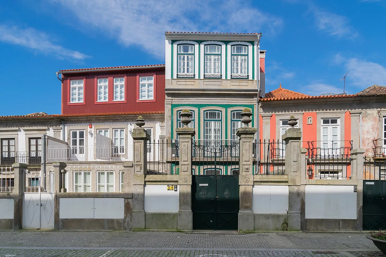 Townhouses at Largo Infante Dom Henrique in Viana do Castelo.