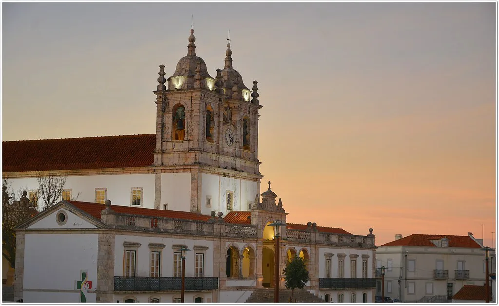 The Santuário de Nossa Senhora da Nazaré at dusk.