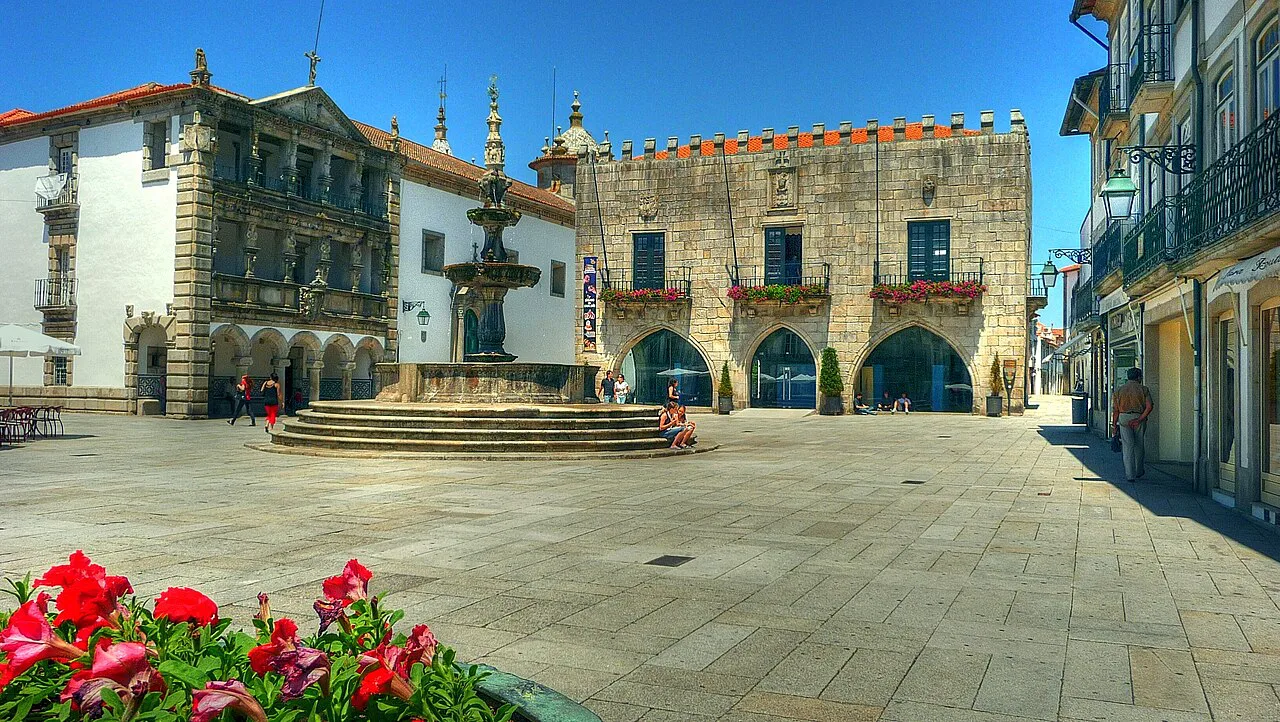 The Praça da República in Viana do Castelo.